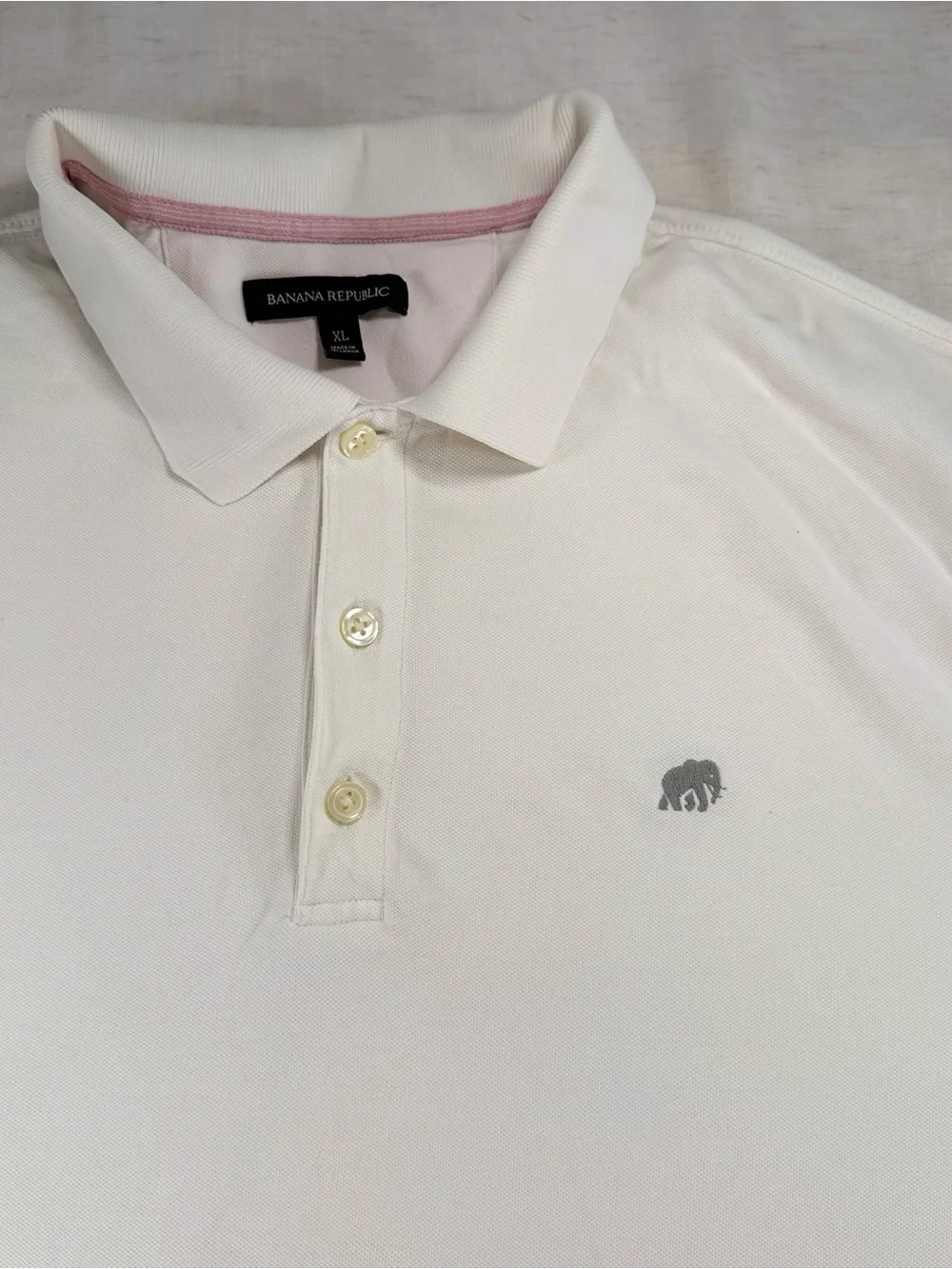Banana Republic Men’s White Polo with Subtle Logo